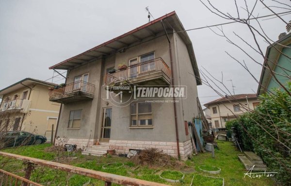 casa indipendente in vendita a Cesena in zona Oltresavio