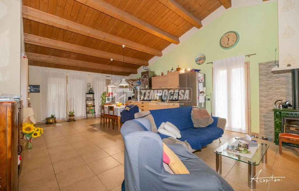 casa indipendente in vendita a Cesena in zona Carpineta