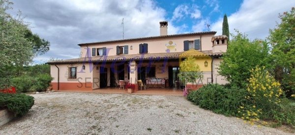 casa indipendente in vendita a Cesena in zona San Tomaso