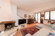 casa indipendente in vendita a Cesena