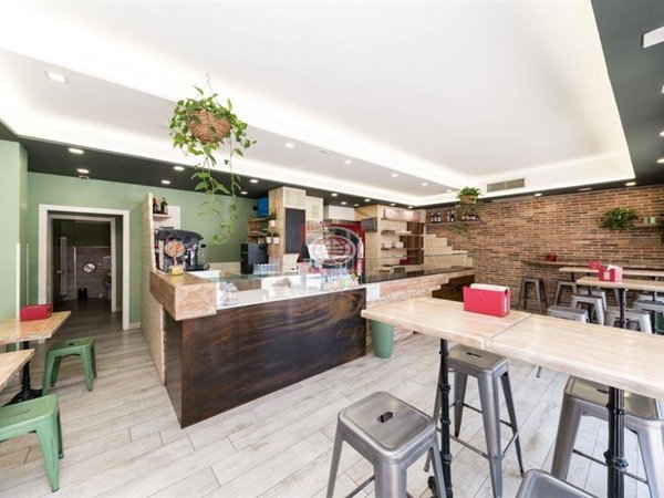 negozio in vendita a Cesena in zona Centro Storico