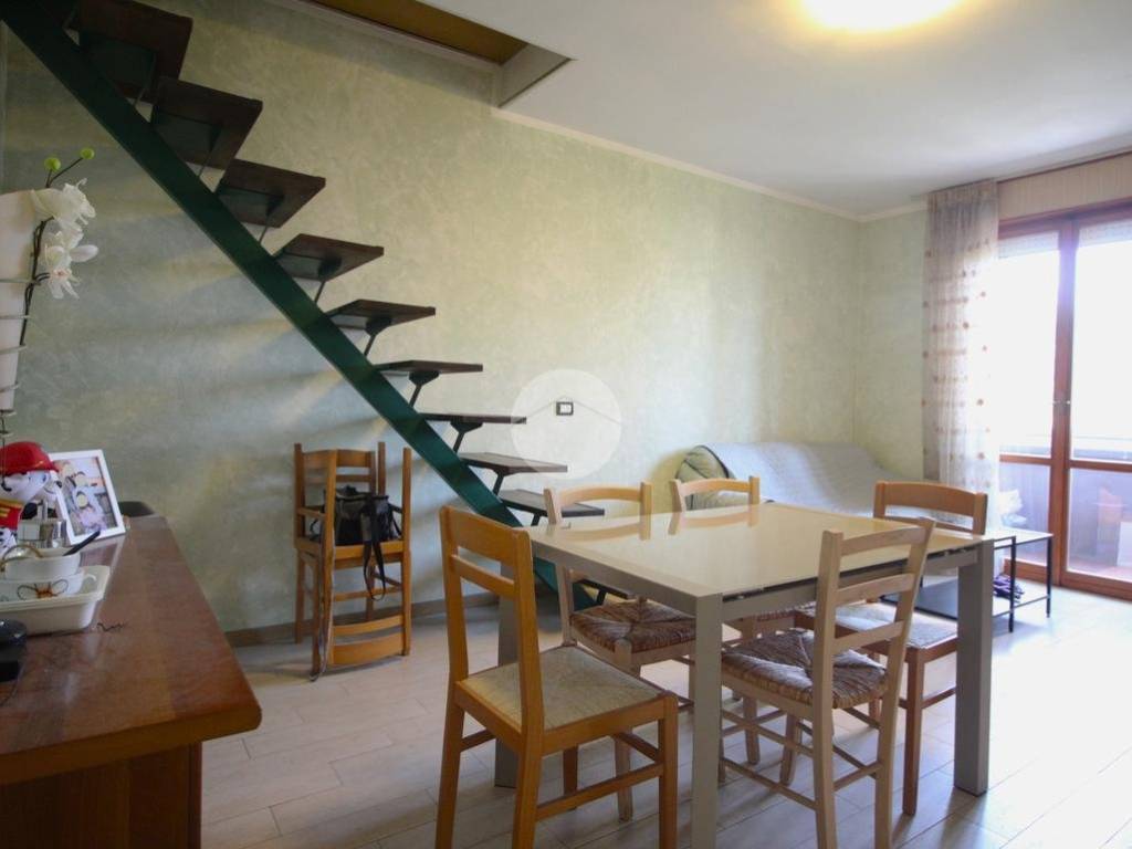 appartamento in vendita a Cesena in zona Ponte Pietra