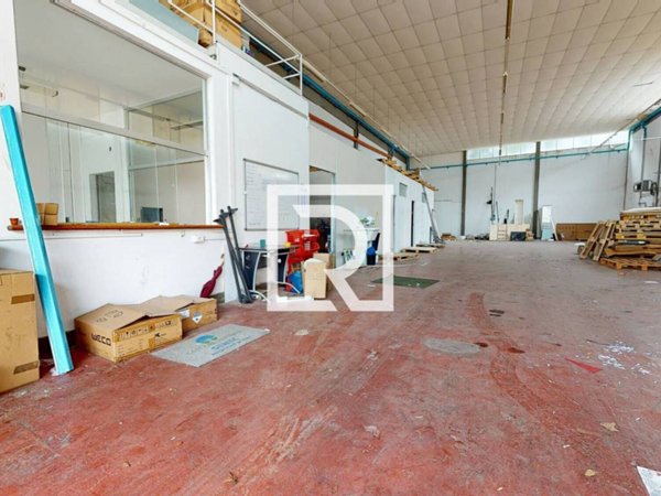 locale commerciale in vendita a Cesena in zona Centro Storico