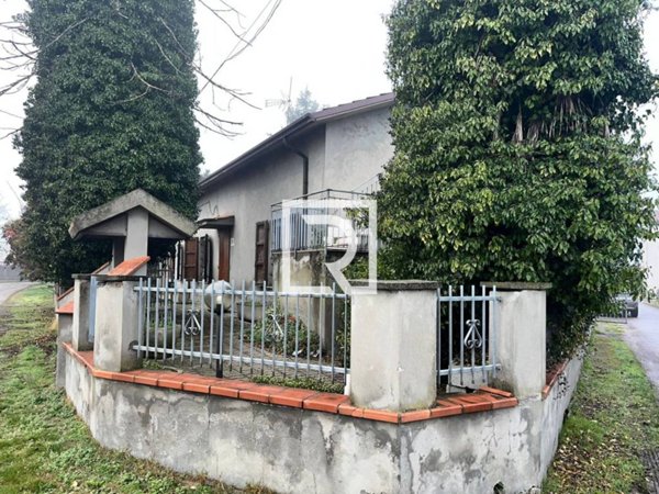 casa indipendente in vendita a Cesena in zona Centro Storico