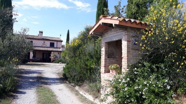 casa indipendente in vendita a Cesena