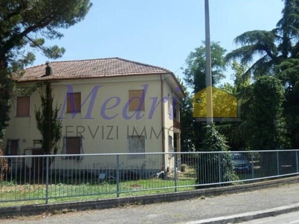 casa indipendente in vendita a Cesena in zona Pievesestina