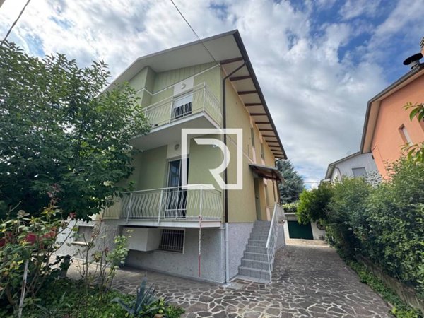 casa indipendente in vendita a Cesena in zona Fiorenzuola