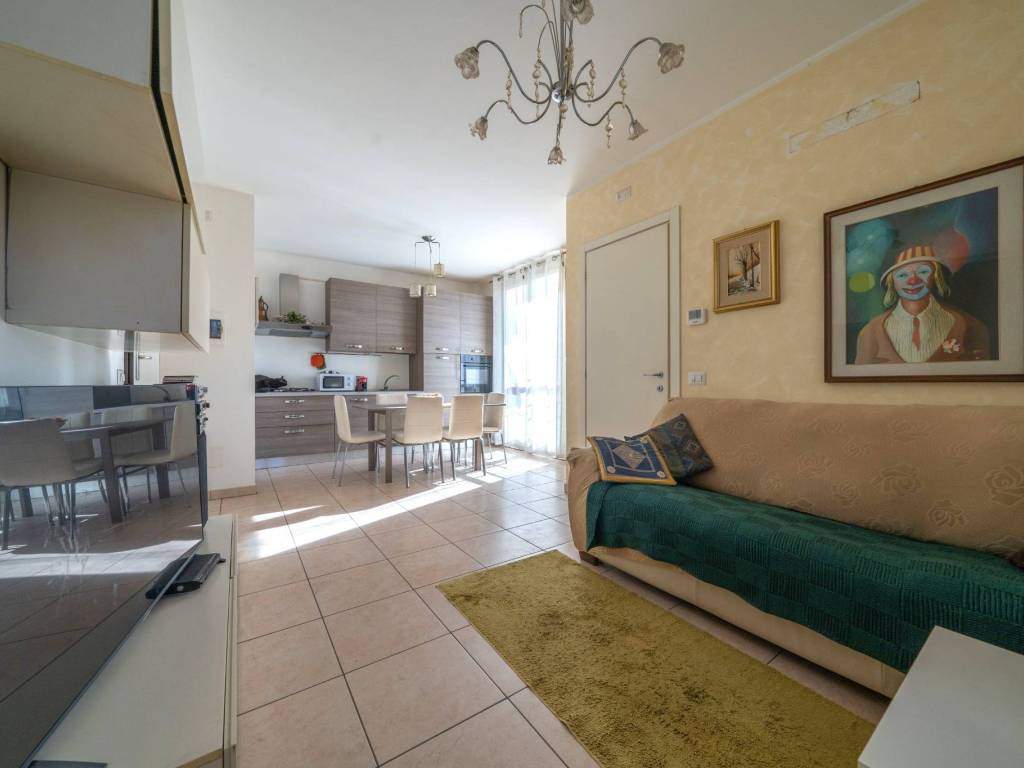 appartamento in vendita a Cesena in zona Pievesestina