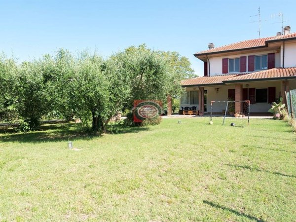 casa indipendente in vendita a Cesena in zona Macerone