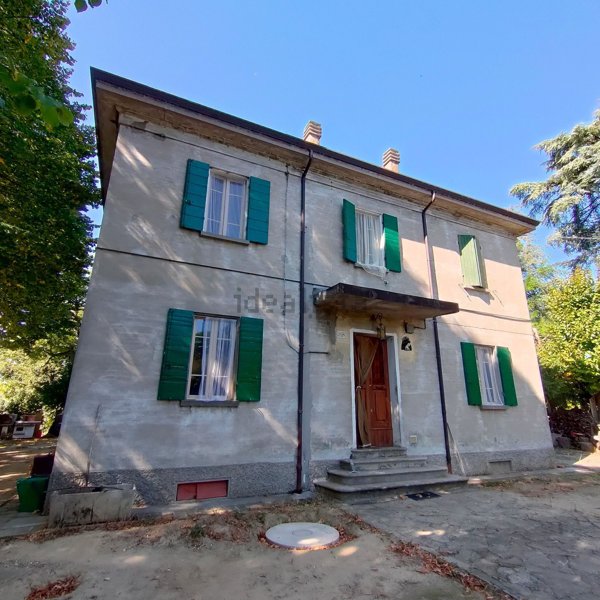 casa indipendente in vendita a Cesena in zona Paderno