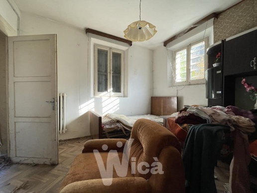 casa indipendente in vendita a Cesena in zona Centro Storico