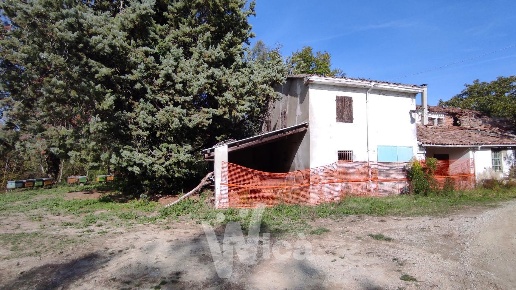 casa indipendente in vendita a Cesena in zona Roversano