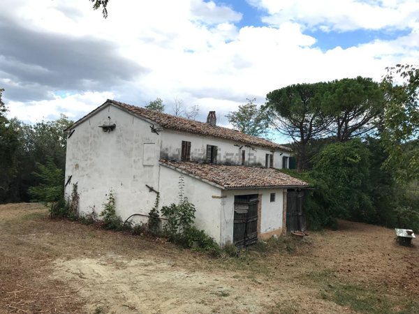 casa indipendente in vendita a Cesena in zona Centro Storico