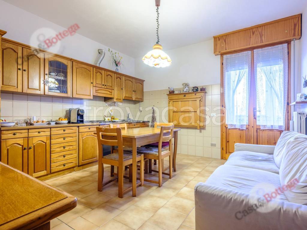 casa indipendente in vendita a Cesena in zona Settecrociari