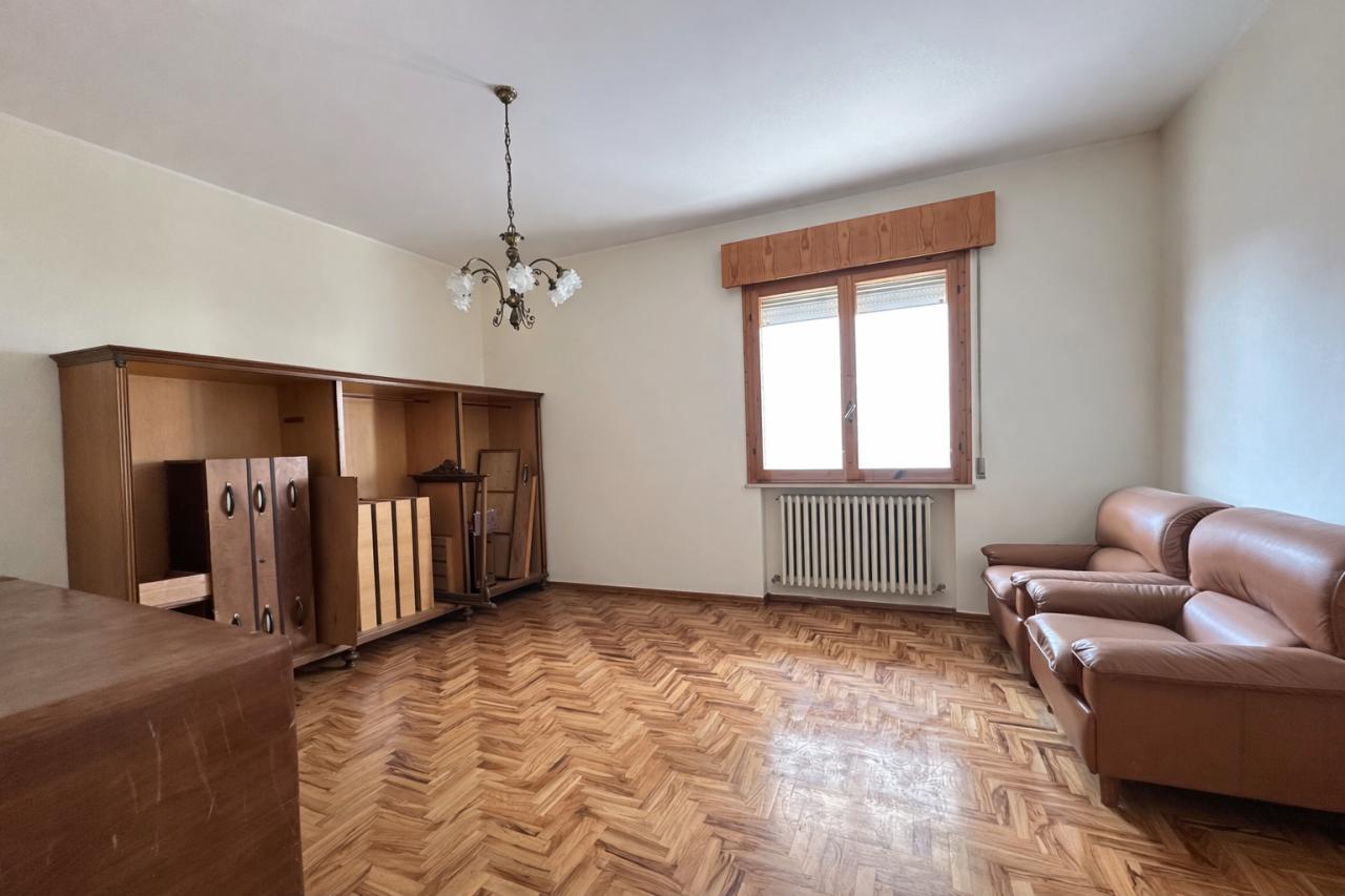 casa indipendente in vendita a Cesena