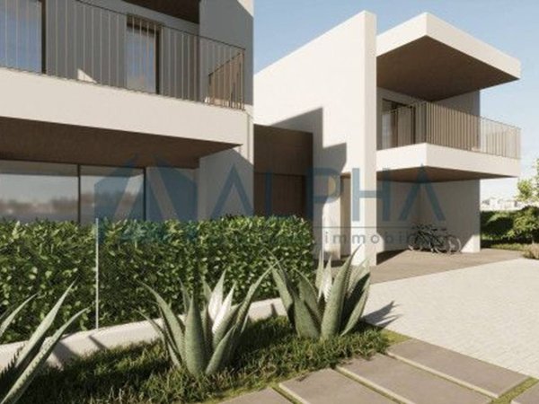 casa indipendente in vendita a Cesena