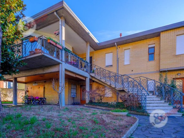 casa indipendente in vendita a Cesena in zona San Rocco