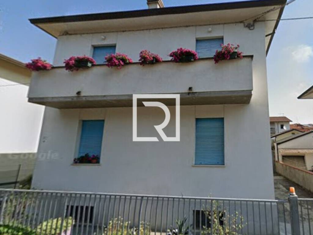 appartamento in vendita a Cesena in zona Centro Storico