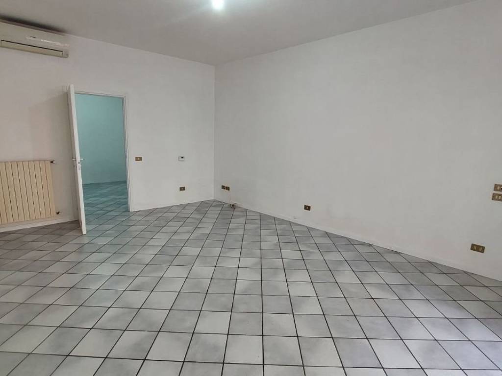 appartamento in vendita a Cesena in zona Centro Storico