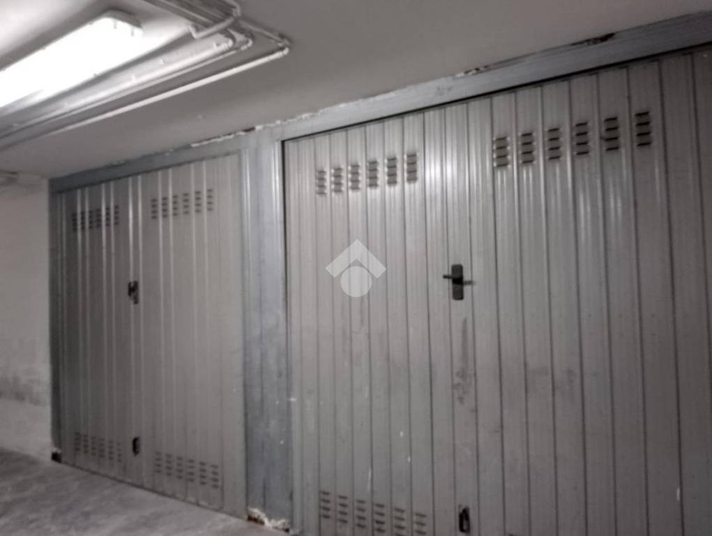 locale commerciale in vendita a Cesena in zona Fiorenzuola