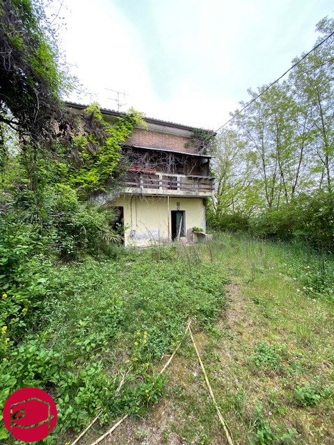 casa indipendente in vendita a Cesena in zona Celincordia