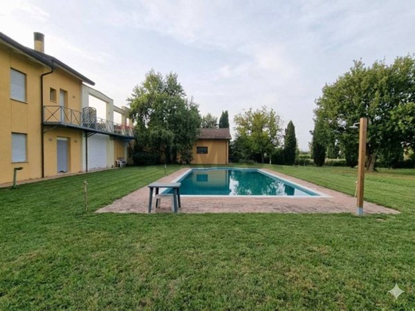 appartamento in vendita a Cesena in zona Marcorano