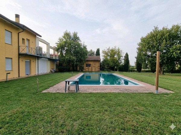 appartamento in vendita a Cesena in zona Marcorano