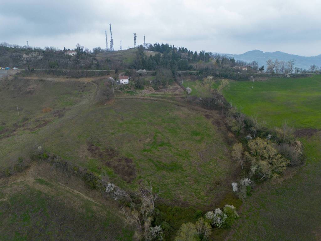 terreno agricolo in vendita a Cesena in zona Oltresavio
