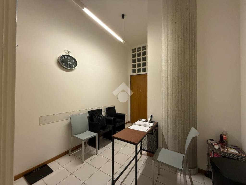 ufficio in vendita a Cesena in zona Centro Storico