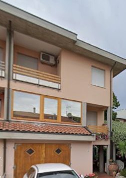 casa indipendente in vendita a Cesena