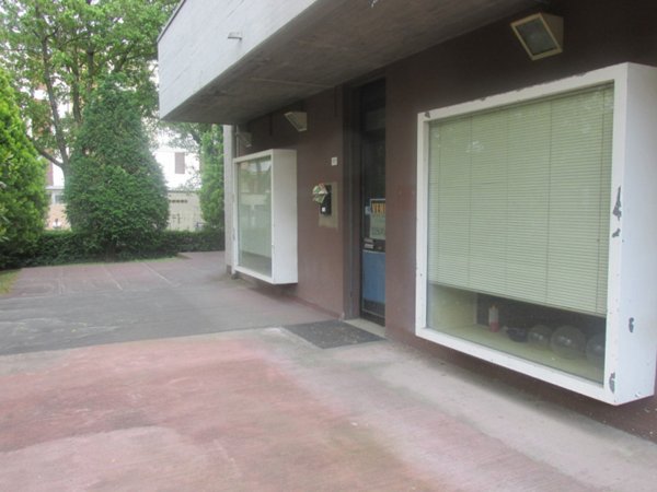 negozio in vendita a Cesena in zona Vigne