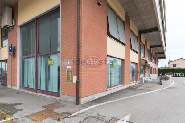 casa indipendente in vendita a Cesena in zona Villa Chiaviche