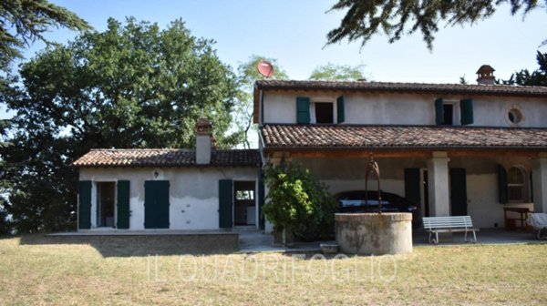 casa indipendente in vendita a Cesena in zona Roversano