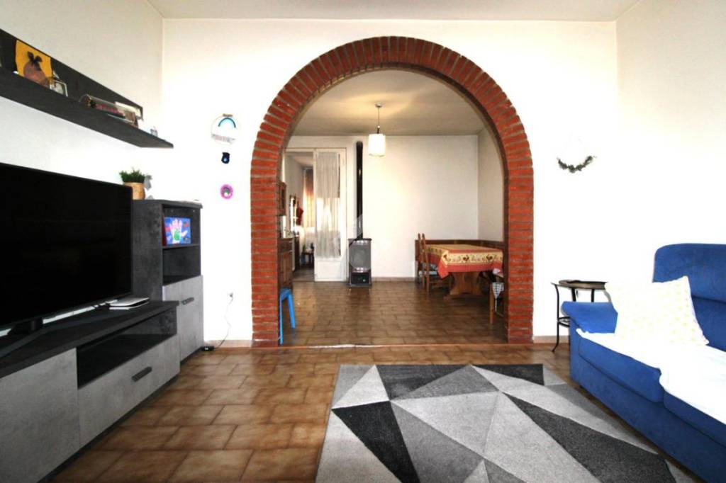 casa indipendente in vendita a Cesena in zona Calabrina