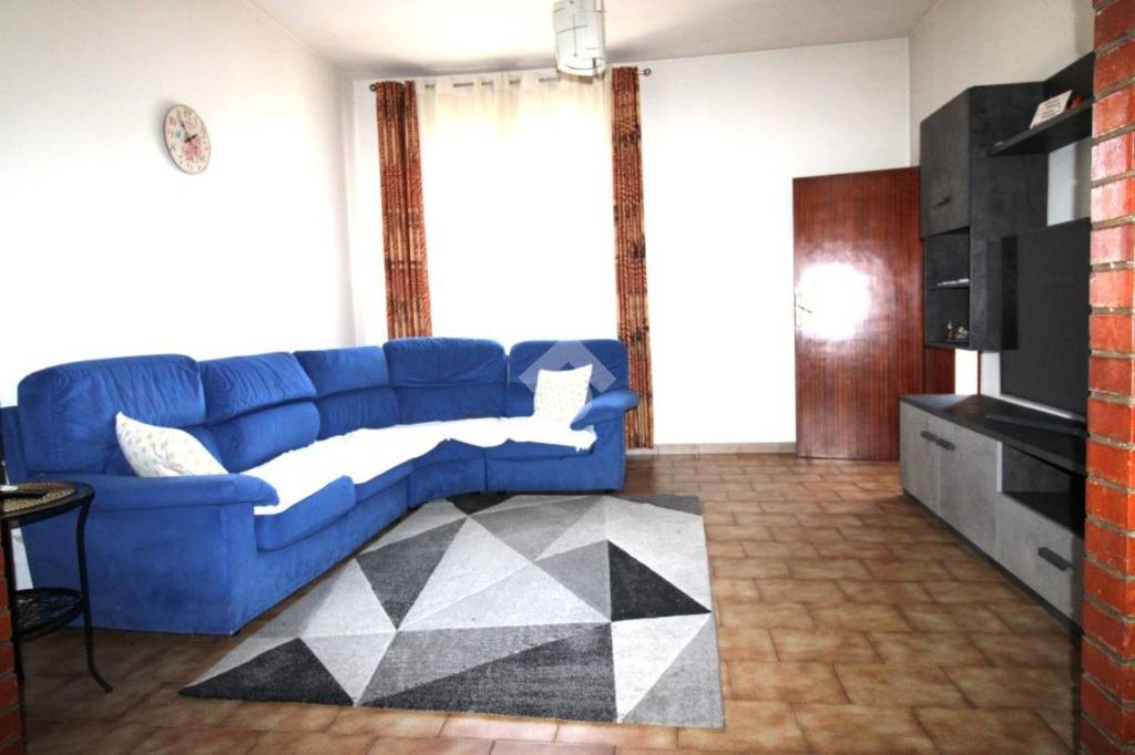 casa indipendente in vendita a Cesena in zona Calabrina