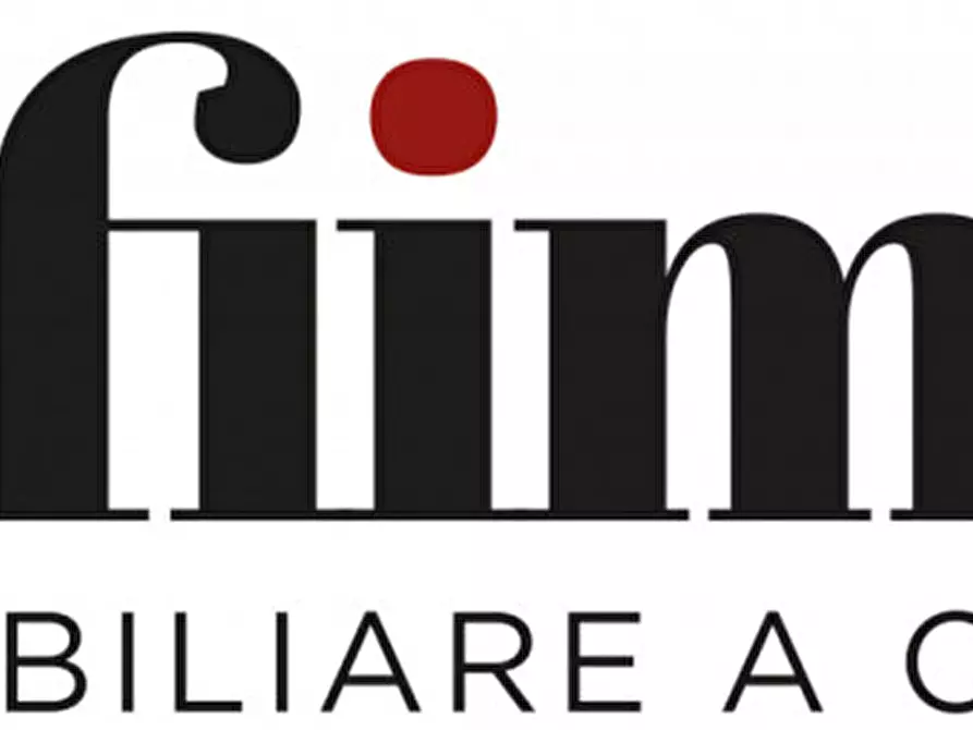 negozio in vendita a Cesena