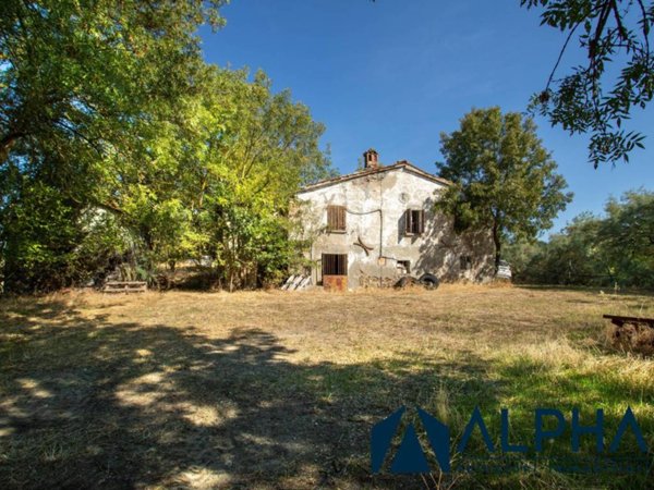 casa indipendente in vendita a Cesena in zona Oltresavio