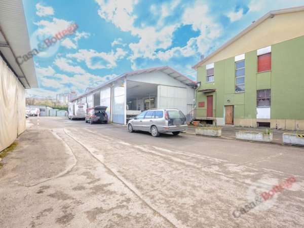 locale commerciale in vendita a Cesena in zona Torre del Moro
