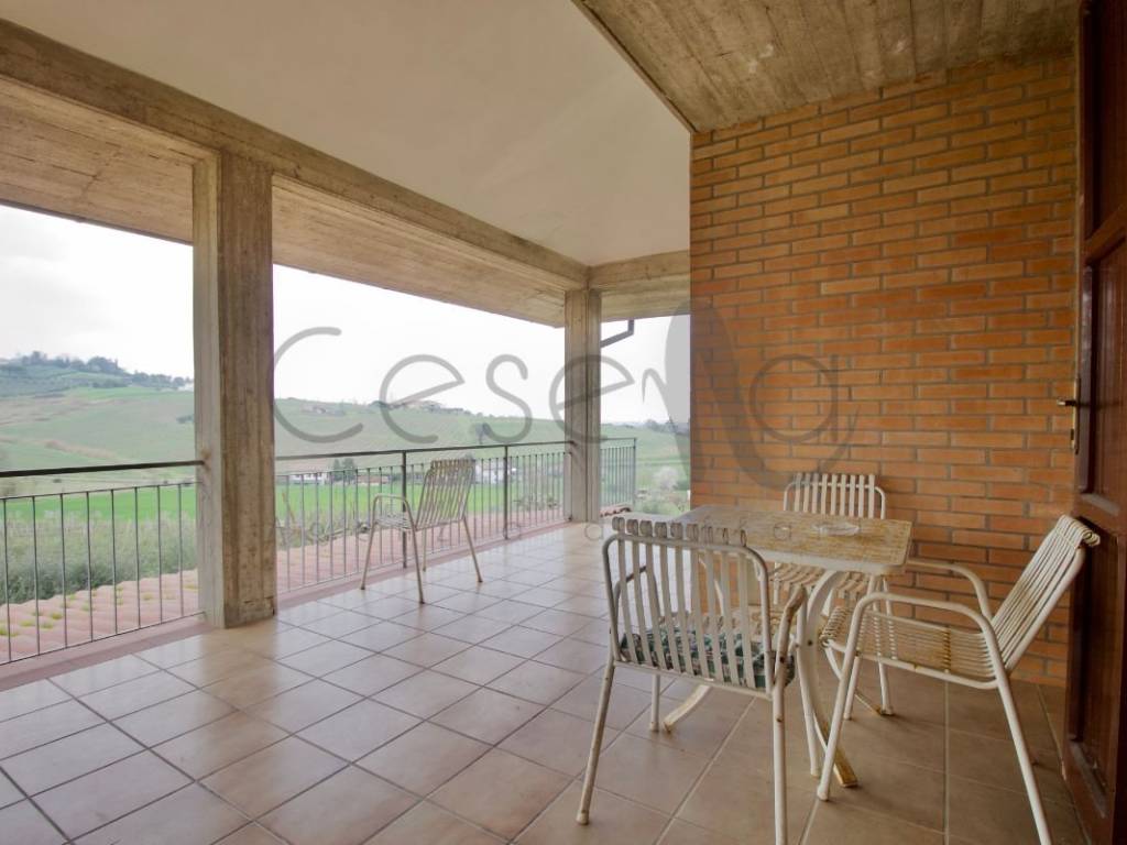 casa indipendente in vendita a Cesena in zona Oltresavio