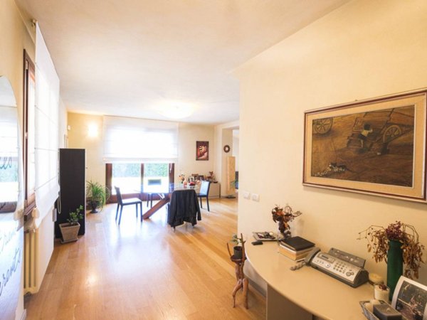 casa indipendente in vendita a Cesena in zona Centro Storico