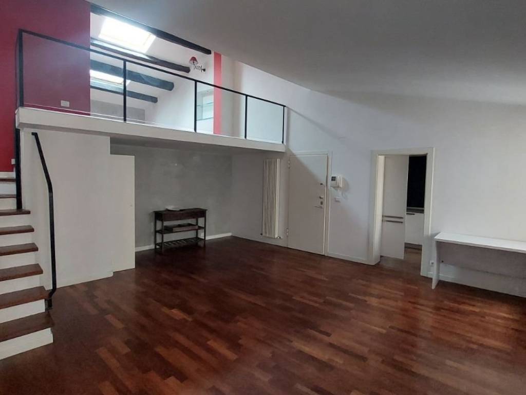 appartamento in vendita a Cesena in zona Centro Storico