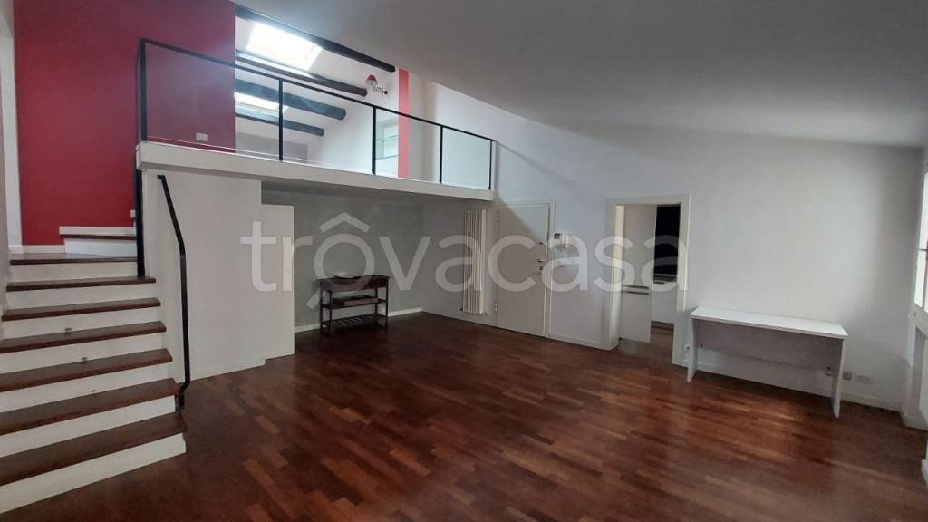 appartamento in vendita a Cesena in zona Centro Storico