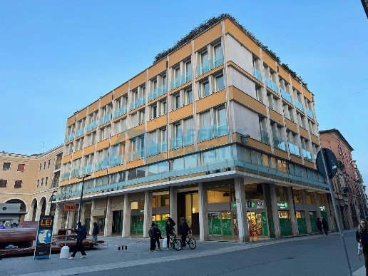 appartamento in vendita a Cesena in zona Centro Storico