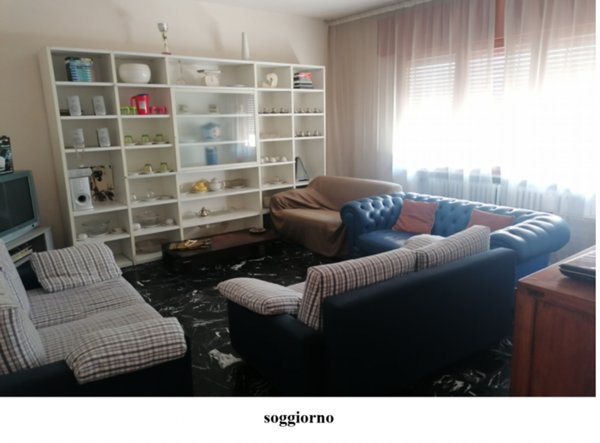 casa indipendente in vendita a Cesena