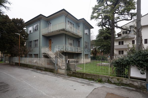 casa indipendente in vendita a Cesena