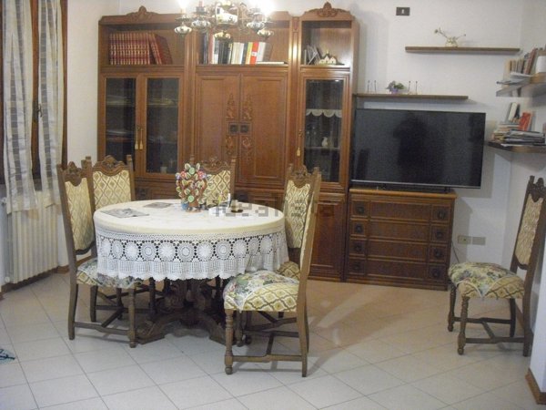 casa indipendente in vendita a Cesena in zona Marcorano