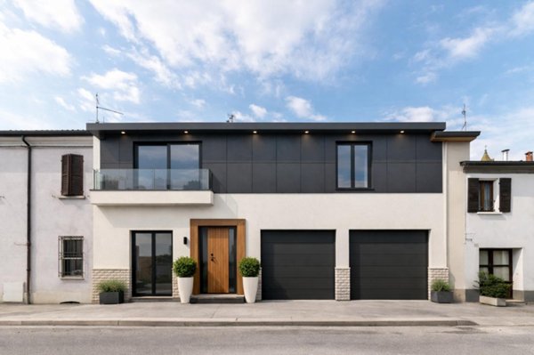 pentavano in vendita a Cesena in zona San Carlo