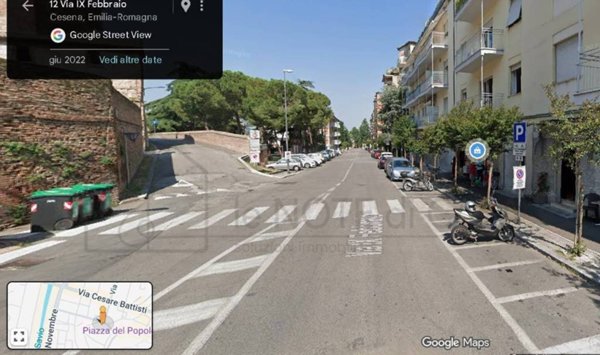 negozio in vendita a Cesena in zona Centro Storico