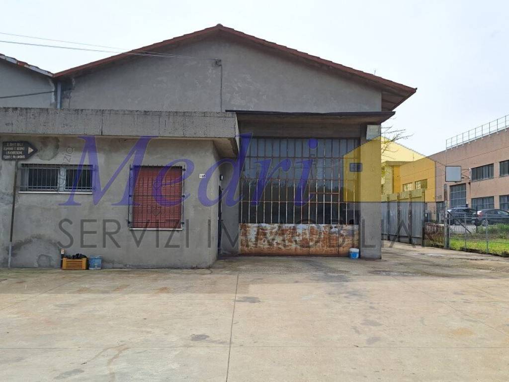 ufficio in vendita a Cesena in zona Ponte Pietra