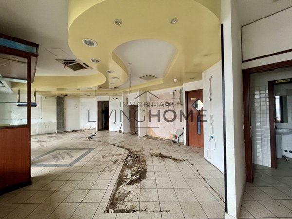 locale commerciale in vendita a Cesena in zona Fiorenzuola